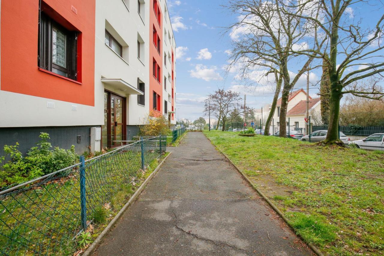 Budget Apart Near Paris Франконвиль Экстерьер фото