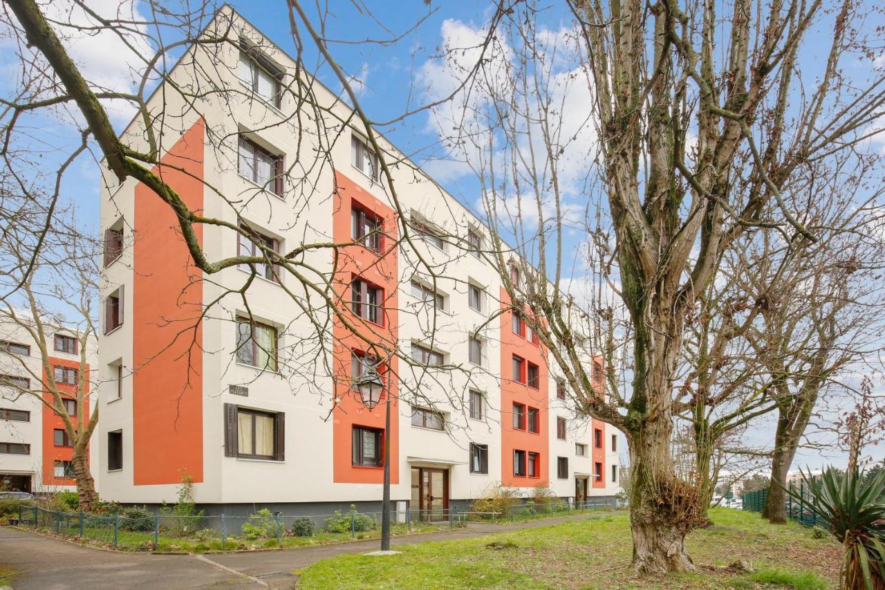 Budget Apart Near Paris Франконвиль Экстерьер фото